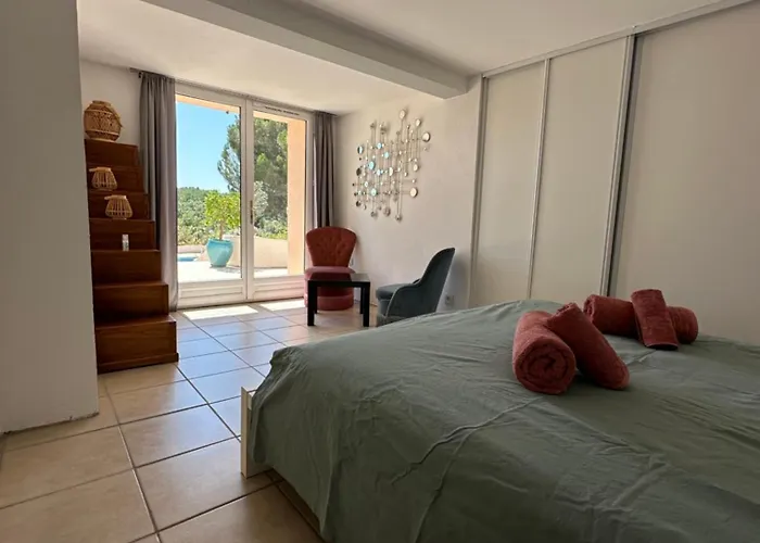 L'escale Jals ホームステイ